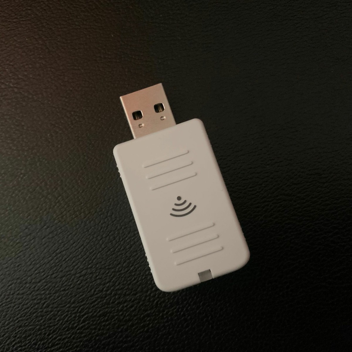 ELPAP10 Wireless LAN Module USB Wi-Fi Network Adapter For ELPAP10 Wireless LAN Module USB Wi-Fi Network Adapter For