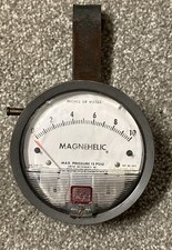 Dwyer Magnehelic Pressure Gauge 0-10  of Water On Metal 15 PSIG