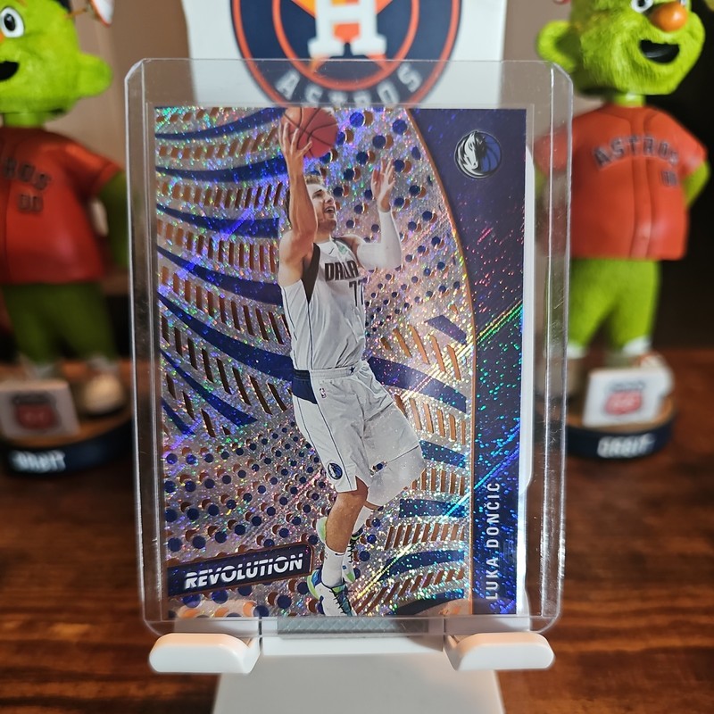 2020-21 Panini Revolution- Luka Doncic