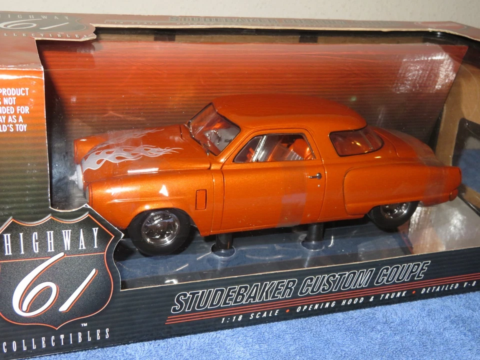 1950-е STUDEBAKER СПЕЦИАЛЬНОЕ КУПЕ 1:18 ШОССЕ 61 ОТКРЫВАЮЩИЙСЯ КАПОТ ДВЕРИ БАГАЖНИК - Изображение 2 из 4