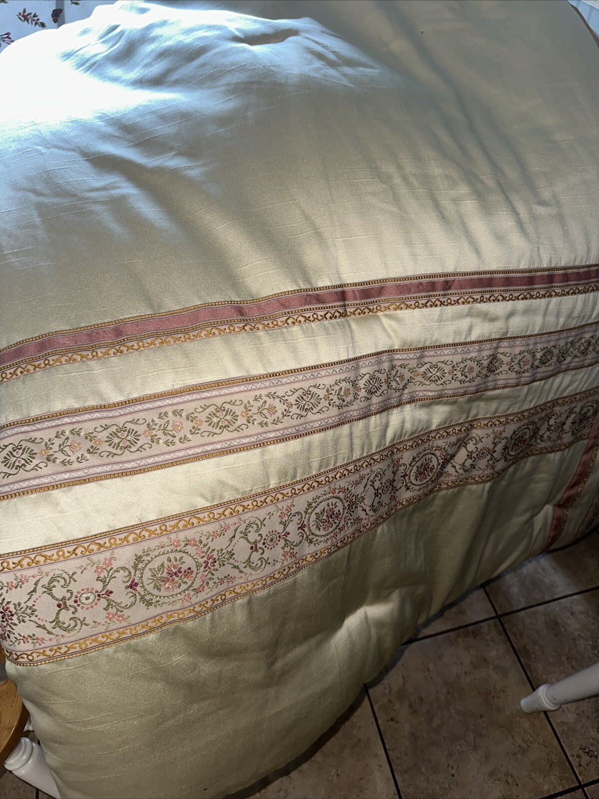 Croscill Comforter King Light Butter Yellow With Brocade Ribbon Large