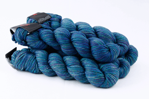 1 skein 100g 220 yards DK light worsted weight 100% superwash merino wool knit - Picture 12 of 45