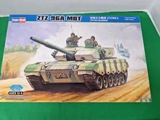 Hobby Boss s 82464 1:35 Chinese PLA ZTZ 96A Military Tank Model Kit