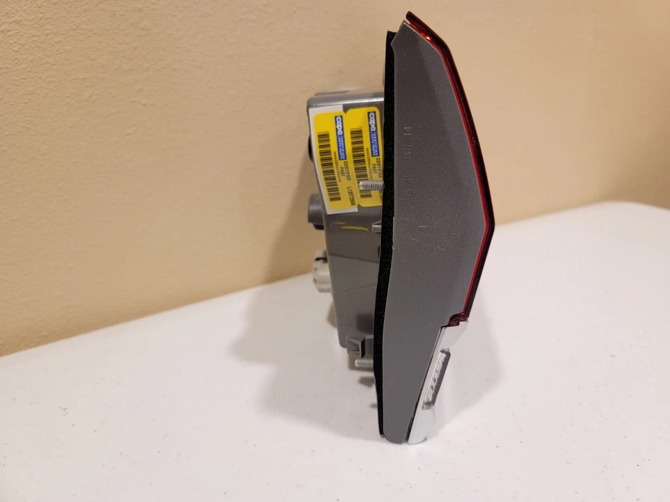 Luz trasera izquierda trasera izquierda lado del conductor para Jeep Grand Cherokee 14-17 Foto 2 de 4