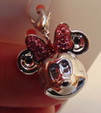 DISNEY PARKS MINNIE MOUSE HEAD SWAROVSKI CRYSTAL CHARM PENDANT