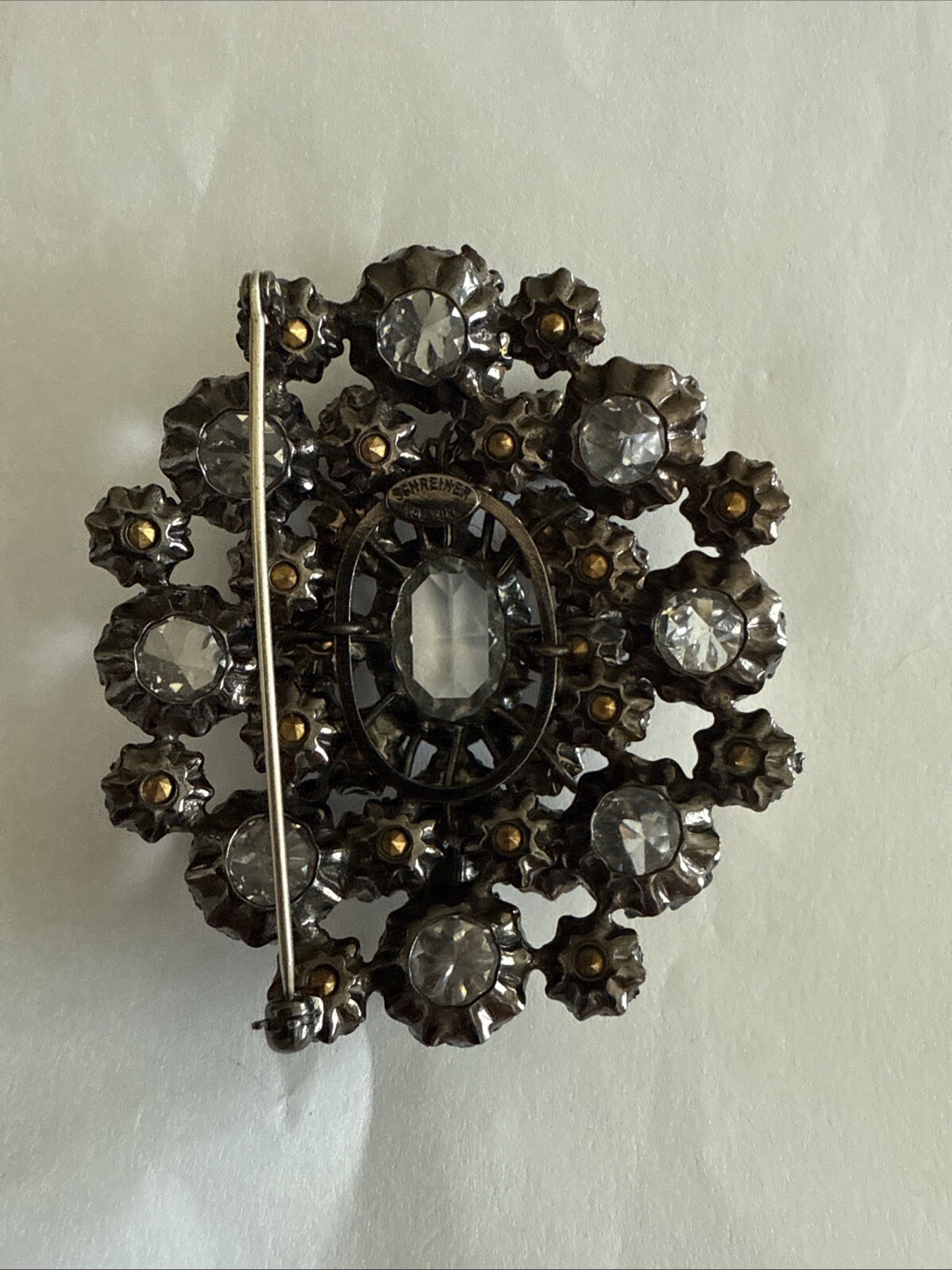 Schreiner Brooch - image 3