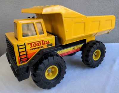 EUC Vintage 1980's Tonka Turbo Diesel Yellow Metal Dump Truck XMB