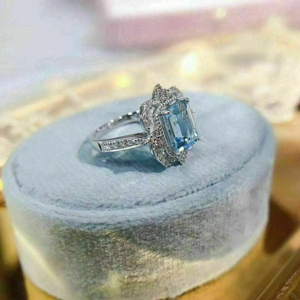 Impresionante anillo de compromiso de diamantes aguamarina natural de 2,50 quilates de oro blanco macizo de 14 quilates Foto 4 de 4