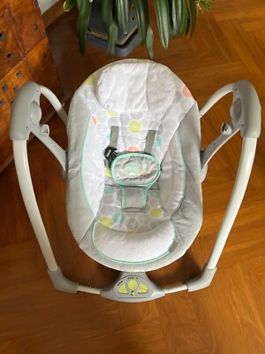 Elektrische Babyschaukel Ingenuity 