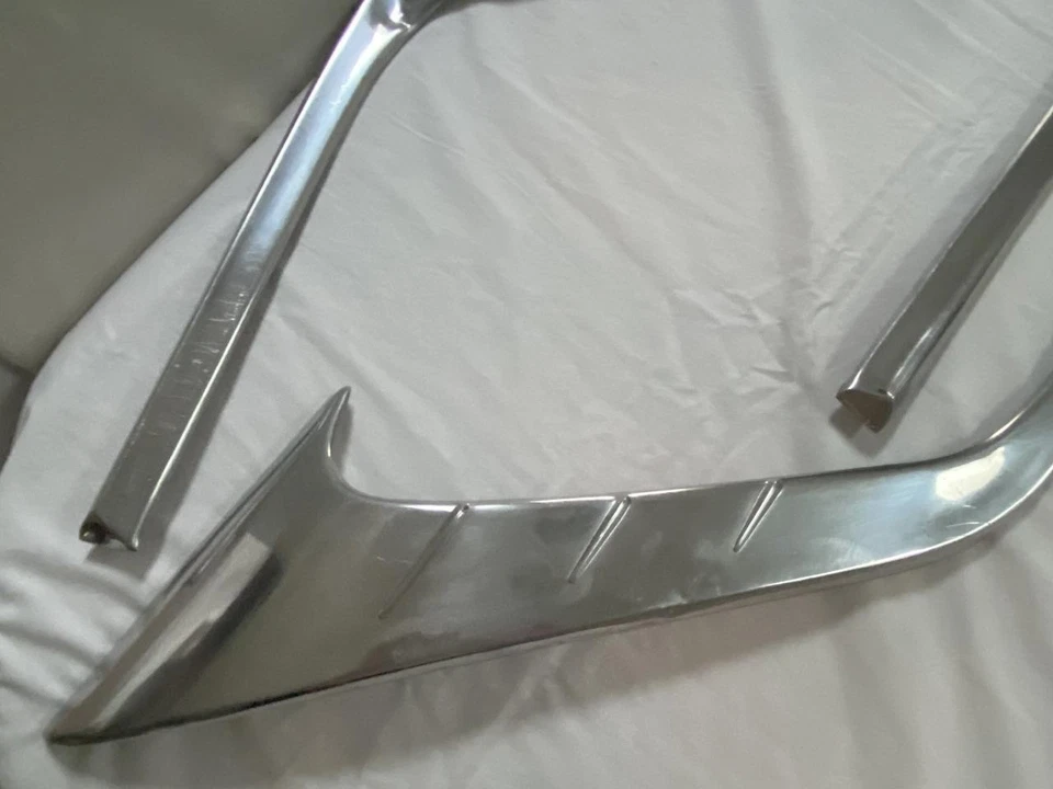 Pontiac Star Chief 1955 moldura de puerta L & R Foto 3 de 4