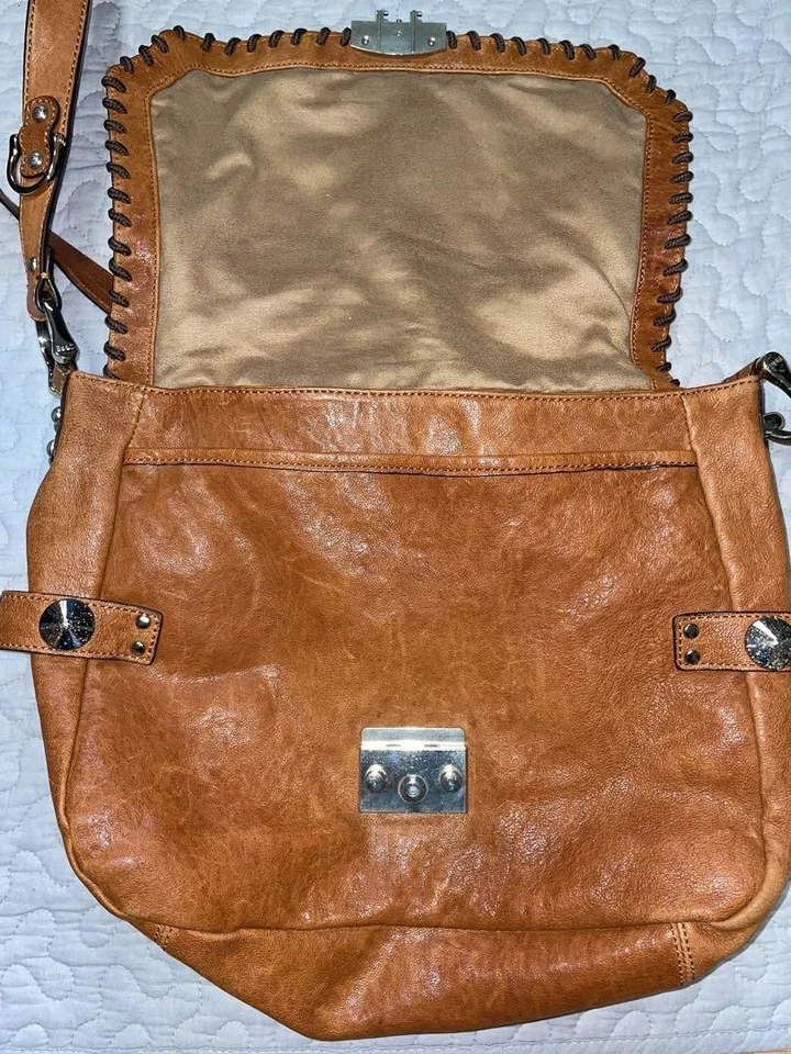 Bolso de hombro de cuero Be&D - Imagen 4 de 4