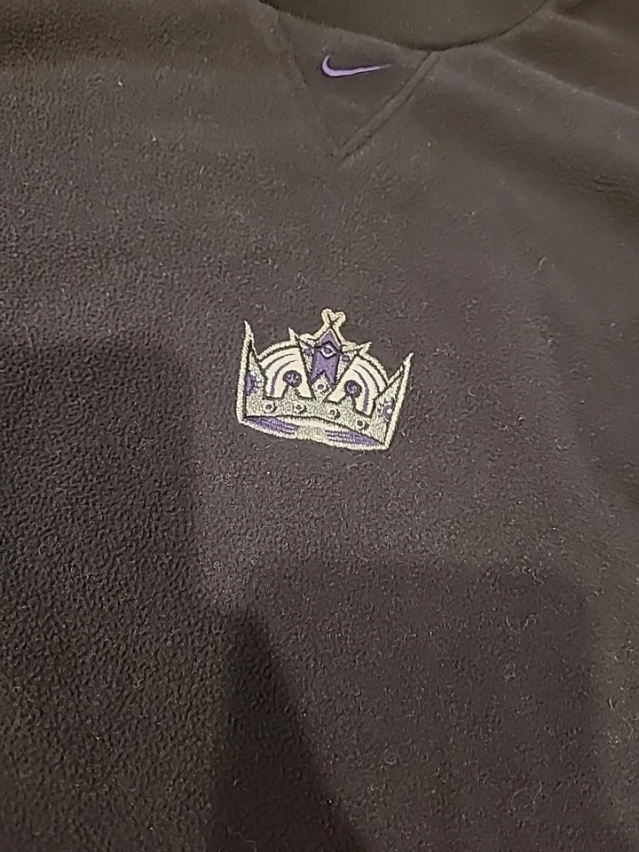 Vintage LA Kings Therma-fit Nike Fleece Size L - Image 2 of 4