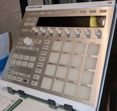 MASCHINE MK2 Native Instruments Groovebox - Sampler - Inkl. Rack - Ableton Live