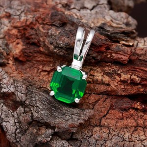 Authentic 100% Natural Green Glass Octagon Pendant 925 Sterling Silver Minimalist Jewelry