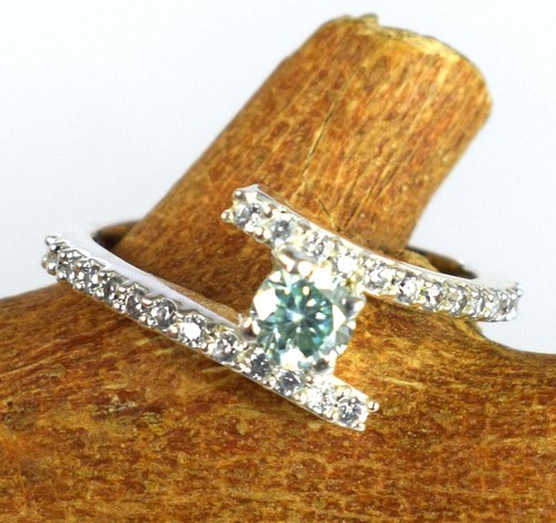 Green Diamond Solitaire 0.49 Ct Round Brilliant Cut Certified Ring See Video