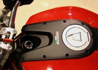 Schraubensatz Tank Evotech Ergal Pe Ducati Monster 1100 2008 2009 2010 2011 2012