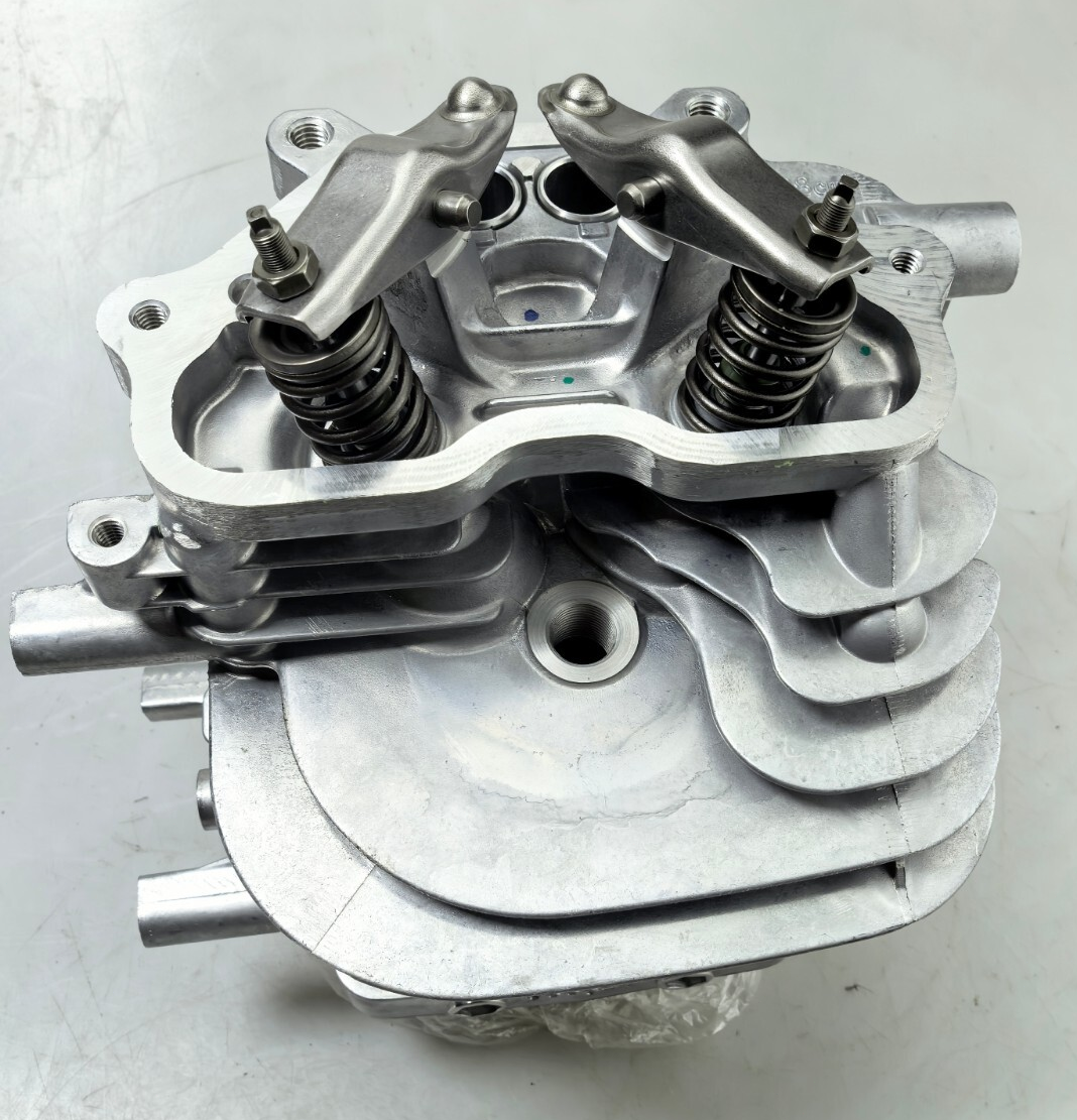 Completely Assembled GX630 GX660 GX690 Cylinder head kit 1# 12110