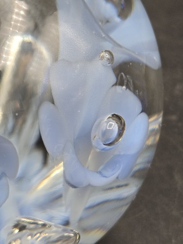 Vintage Art Glass Paperweight Control Bubbles Blue Trumpet Flowers - Picture 6 of 12
