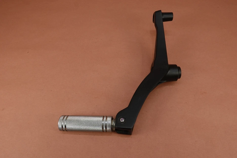 Clavija de pie de pasajero derecho Victory Magnum 2016-2017 Foto 3 de 4