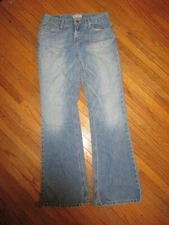 AMERICAN EAGLE "FAVORITE FIT" JEANS Blue Distressed Wash-Out Size 4 - 30W x 31L 