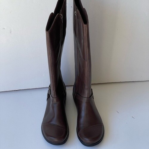NEW! ($180) Clarks Women's Brown Leather Boots Knee High Riding Boots, Sz 5.5M - Picture 6 of 9