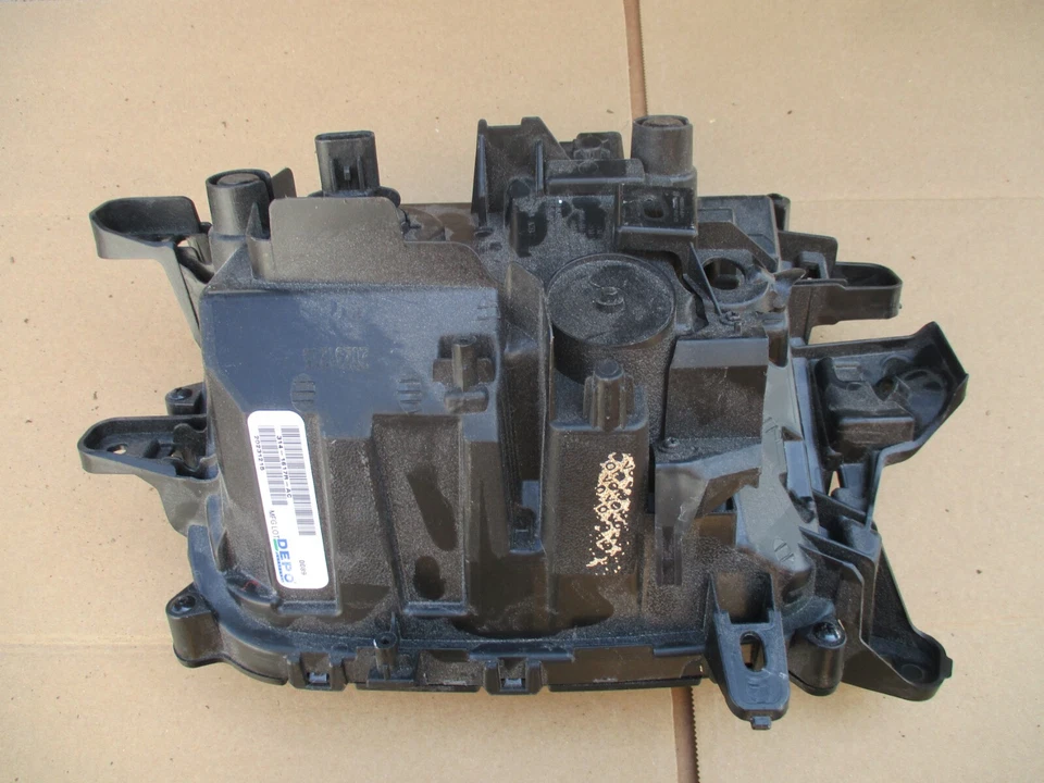 2020 2021 2022 2023 MITSUBISHI OUTLANDER RIGHT RH PASSENGER FOG LIGHT LAMP - Image 2 of 4