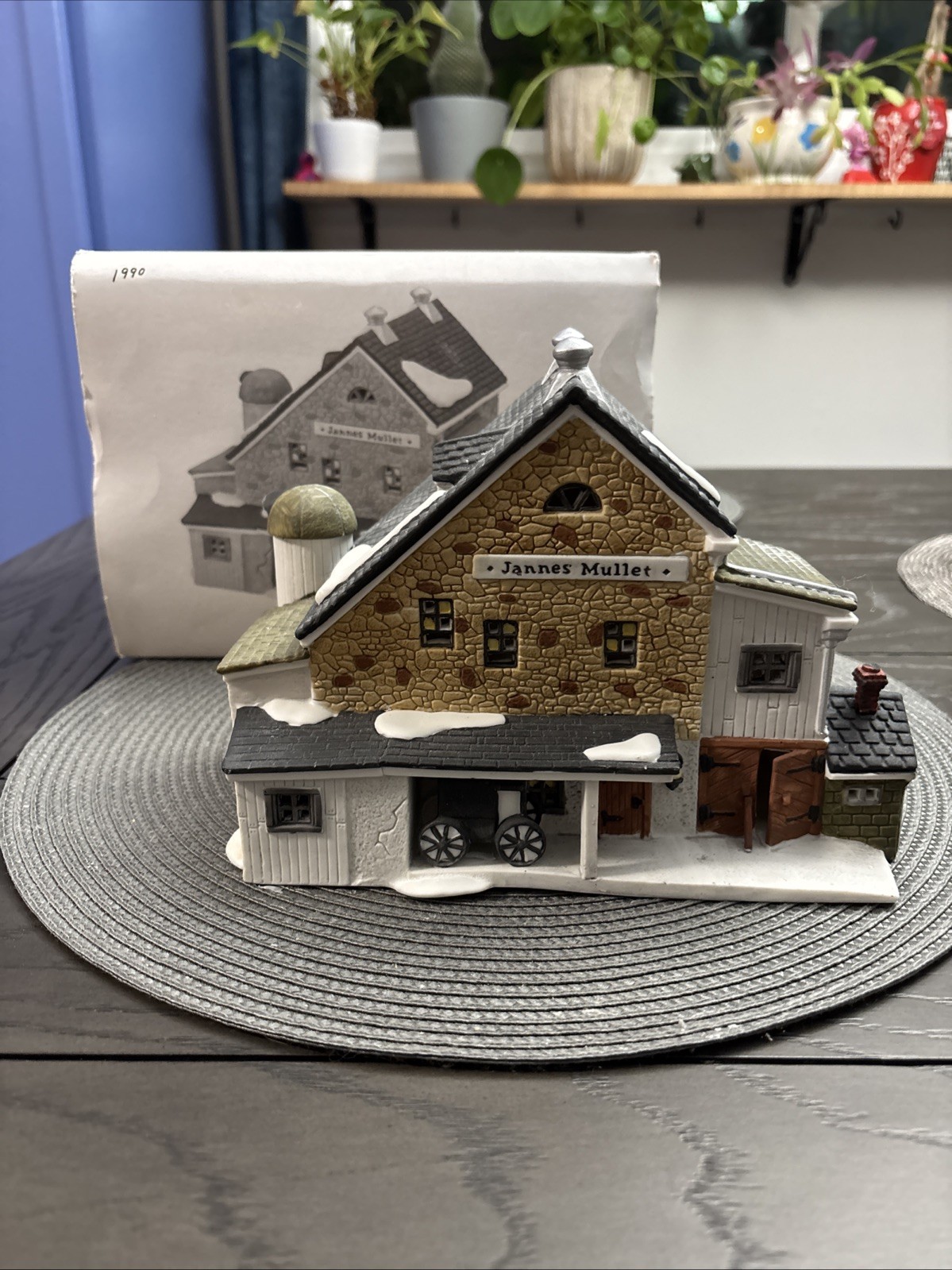 Click here to see eBay Auction