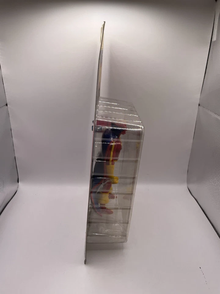 Figuras de acción DC Direct Red Tornado (2001) nuevas Foto 4 de 4