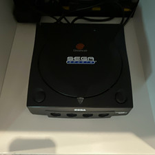 SEGA Dreamcast Console Lot w/all NTSC games, Controllers Keyboards Memory Cards