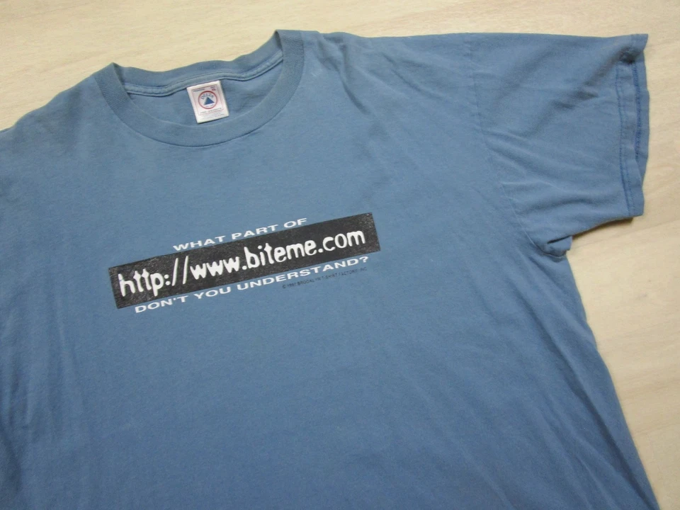 Camiseta Bite Me De Colección Años 90 (XL) Divertida Broma Cruda Grunge Y2K Dirección Web Foto 3 de 4