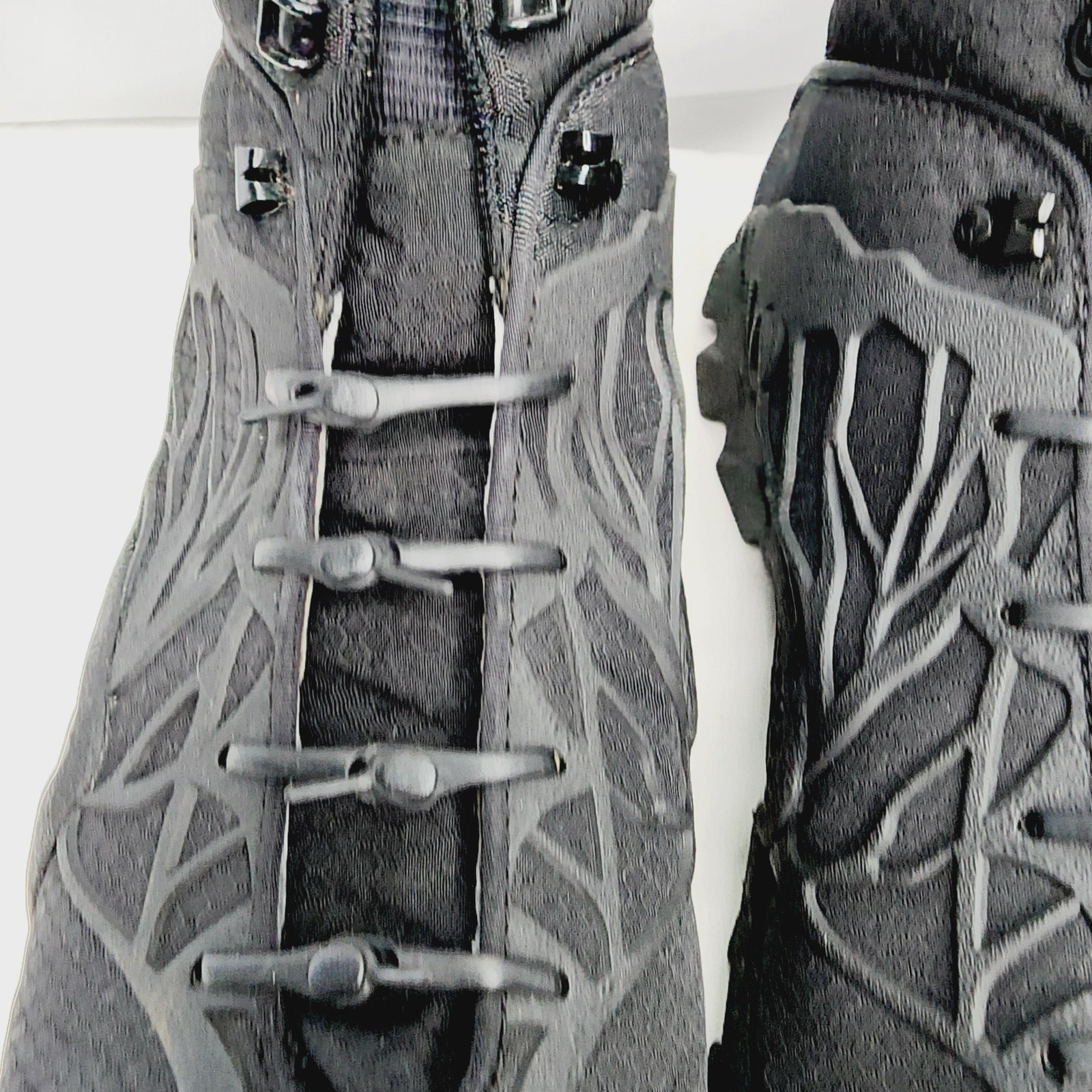 Picture 4 of 15