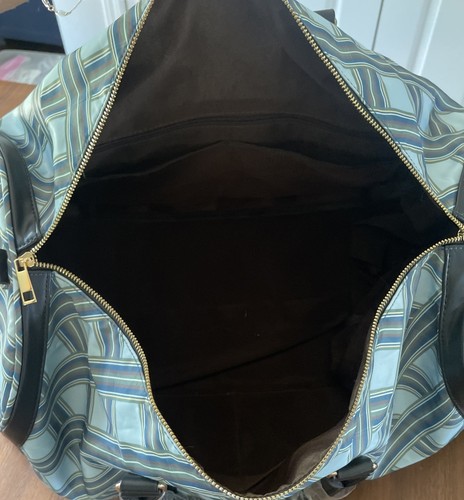 Large Blue Travel Tote Duffel Weekender Overnight Bag Makeup Bag NWT - Picture 11 of 14