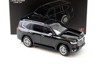 Toyota Land Cruiser 300-ZX Black 2024 1/18 LCD LCD18013-ZX-BL