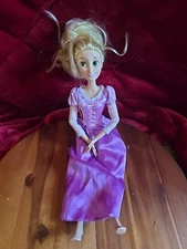 RARE 2010 Tinsel Hair Disney Store 16" Tangled Articulated Rapunzel Singing Doll