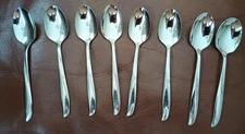 ONEIDA TWIN STAR STAINLESS TEASPOONS & SUGAR SPOON LOT 8 PC