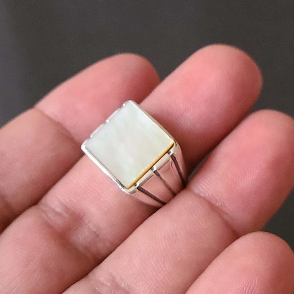 Anillo Natural Madreperla Plata de Ley 925 Hecho a Mano Todos los Tamaños Disponibles Foto 2 de 4