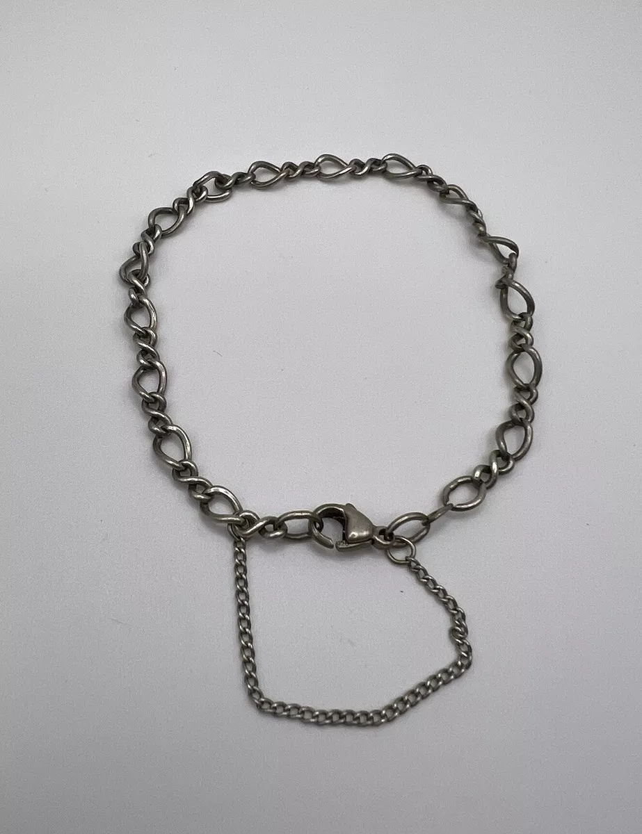 Avery jewelry shop