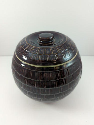 Vintage 1930's McCoy Honeycomb Shingle Round Cookie Storage Jar Brown 8"