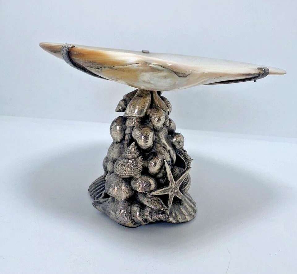 Plato de caramelo de caviar plateado concha de madreperla hecho a mano Mait-Land Smith Foto 3 de 4