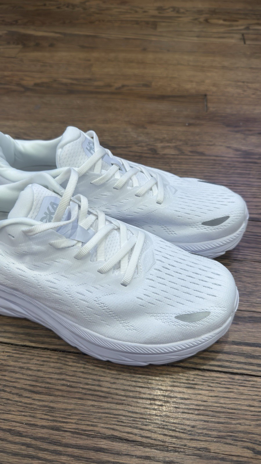 Hoka One Clifton 9 Mens 7 D Shoes Triple White Running Sneaker 1127895 WWH NEW thumbnail 18