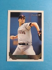 Andy Benes 1993 Topps Gold Baseball Card # 568 I5560