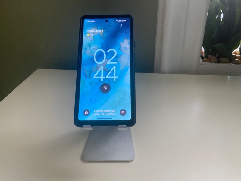 Adjustable Cell Phone Stand, Phone Holder, Cradle, Dock, Aluminum Desktop LAST