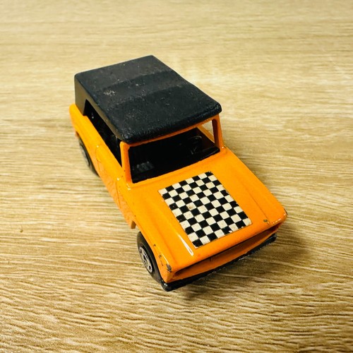 Field Car 1977 Two Packs Orange Black White Checker Bonnet SF18 - Picture 12 of 15