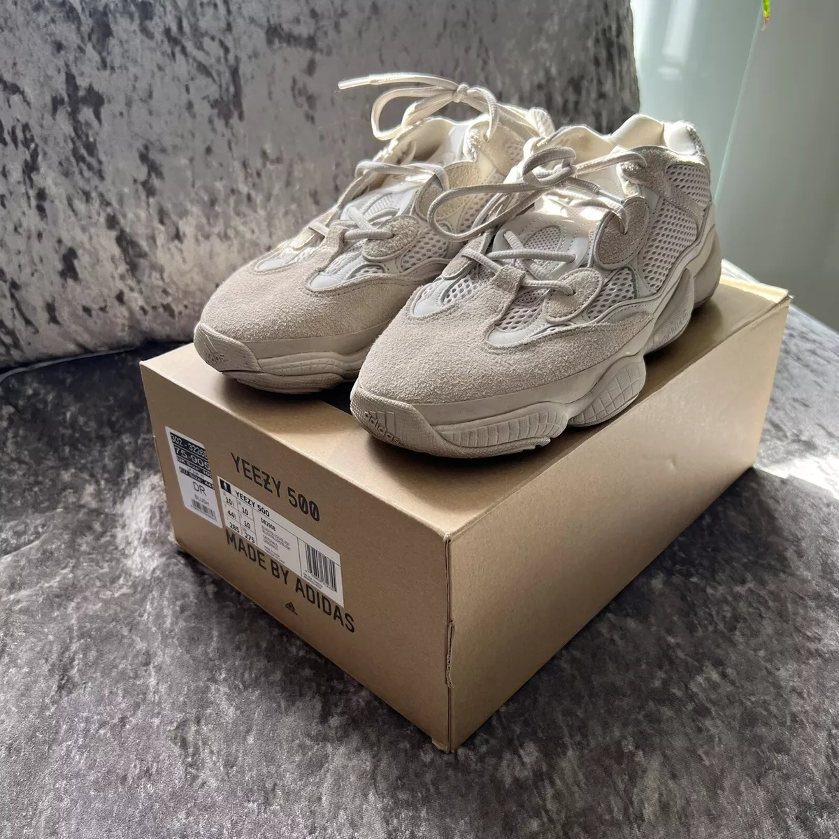 yeezy 500 blush 28.5