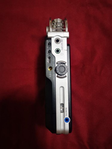 Sony PCM-D100 High Resolution Portable Stereo Digital Recorder w/ case remote - Picture 6 of 7
