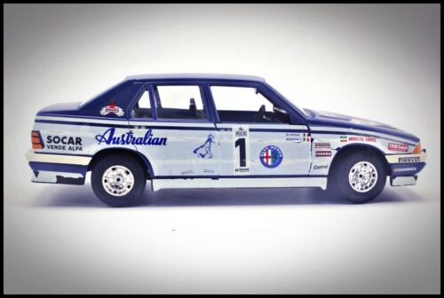 Alfa Romeo 75 Competición. Bburago Italia. Escala 1/24 - Imagen 5 de 8
