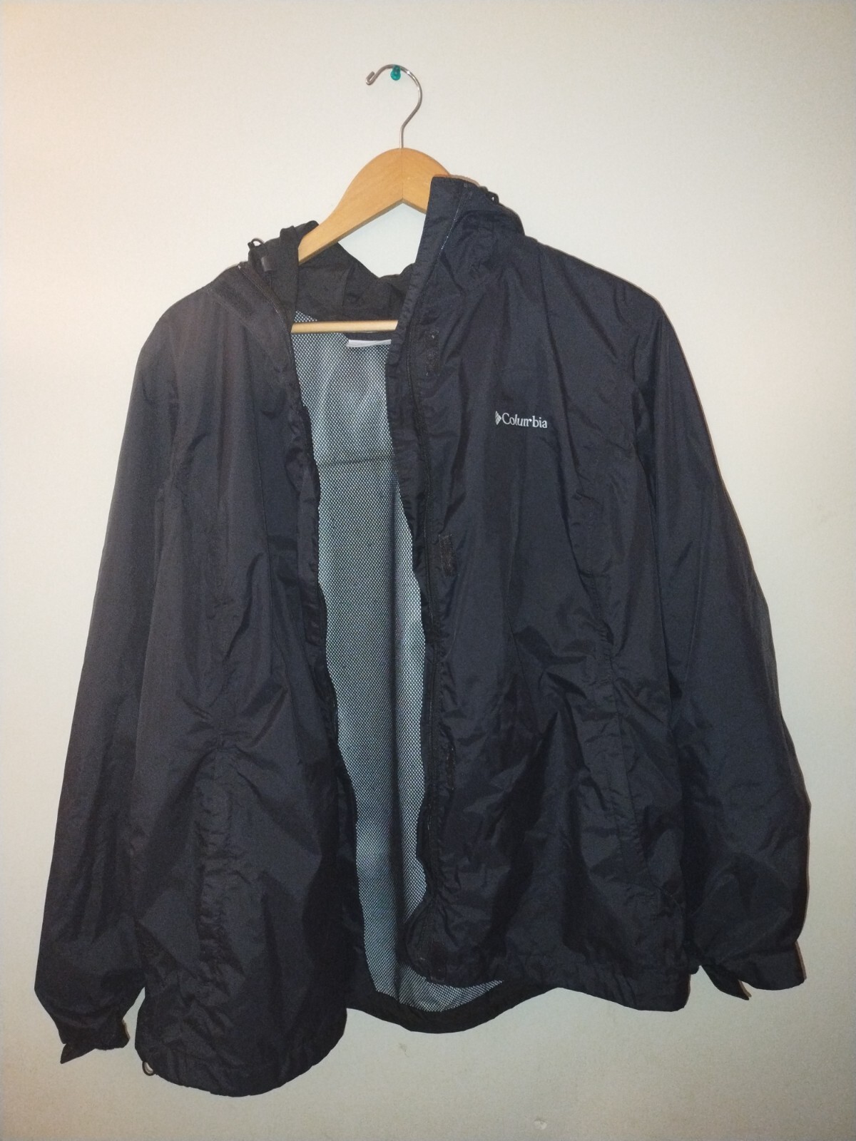 Columbia Water Repellent Jacket for Men Size Large – Outdoor Ready