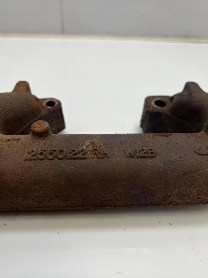 Chevy GM 4.3L Exhaust Manifold RH Passenger Side Astro S10 Blazer OEM 12550122 - Image 3 of 4