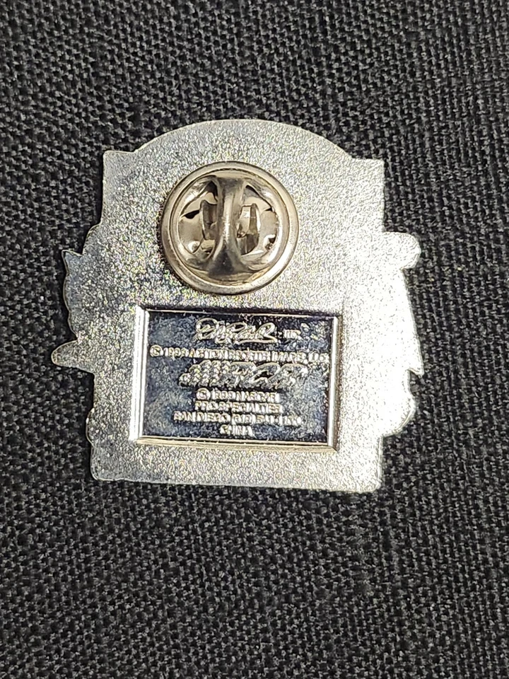 Dale Earnhardt Sr Wrangler Jeans Lapel Pin Cap Hat Vintage NASCAR 1999 - Image 4 of 4