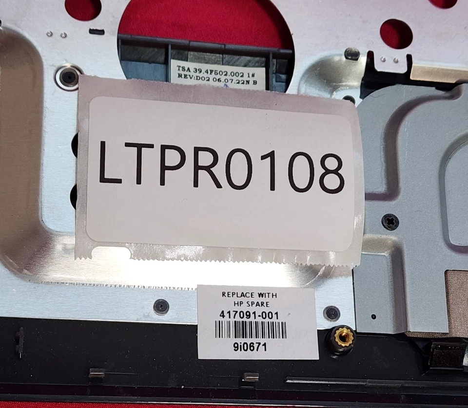 LTPR0108 - HP Compaq Presario V3000 Palm Rest & Touchpad Assembly 417091-001 - Image 4 of 4